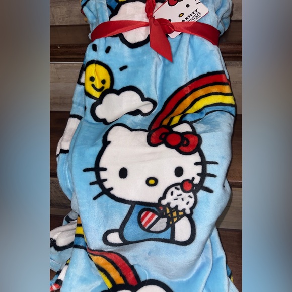 Super Cute  Hello Kitty Blue Ice Cream & Rainbow 🌈 Throw Blanket 60”x70” - NEW - Picture 3 of 10